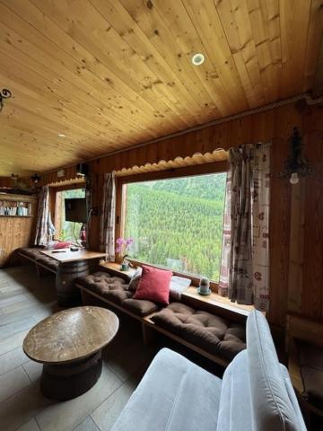 Edelweiss Hotel Champoluc Esterno foto