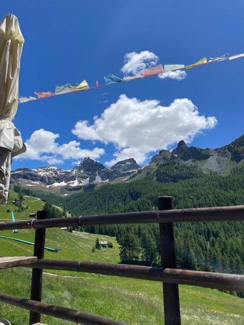 Edelweiss Hotel Champoluc Esterno foto